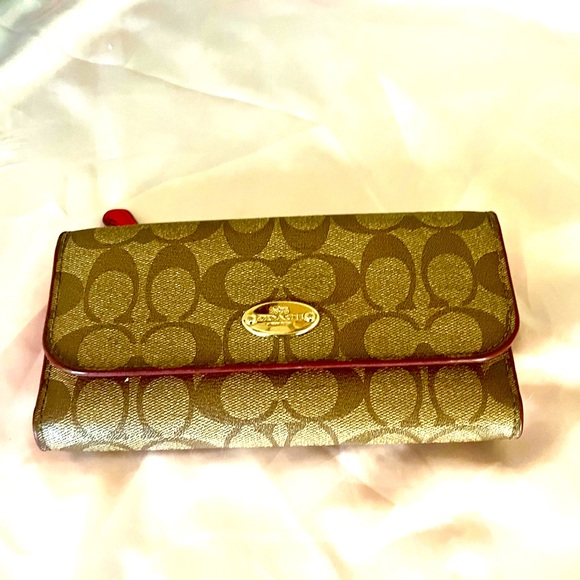 Coach Wallet - Picture 1 of 6